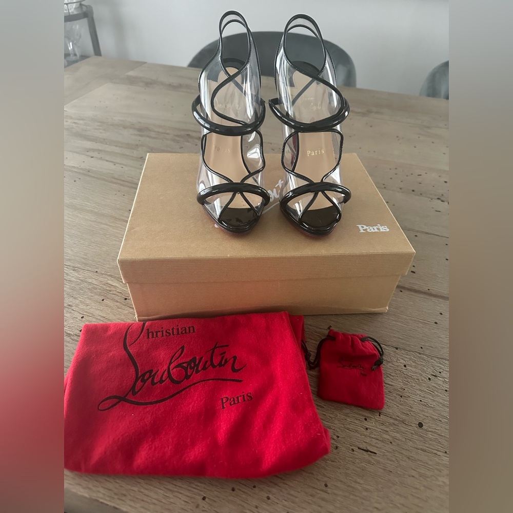 Christian Louboutin Aqua Ronda